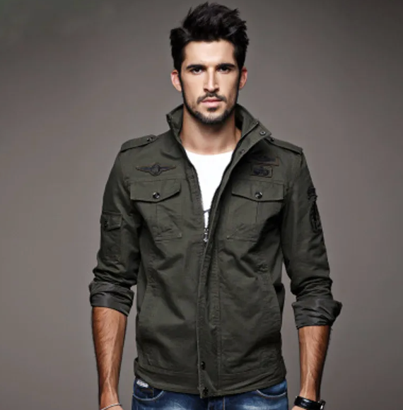 Jaqueta Masculina com Zíper e Bolsos