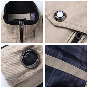Jaqueta Masculina Bolsos Frontais e Gola Alta